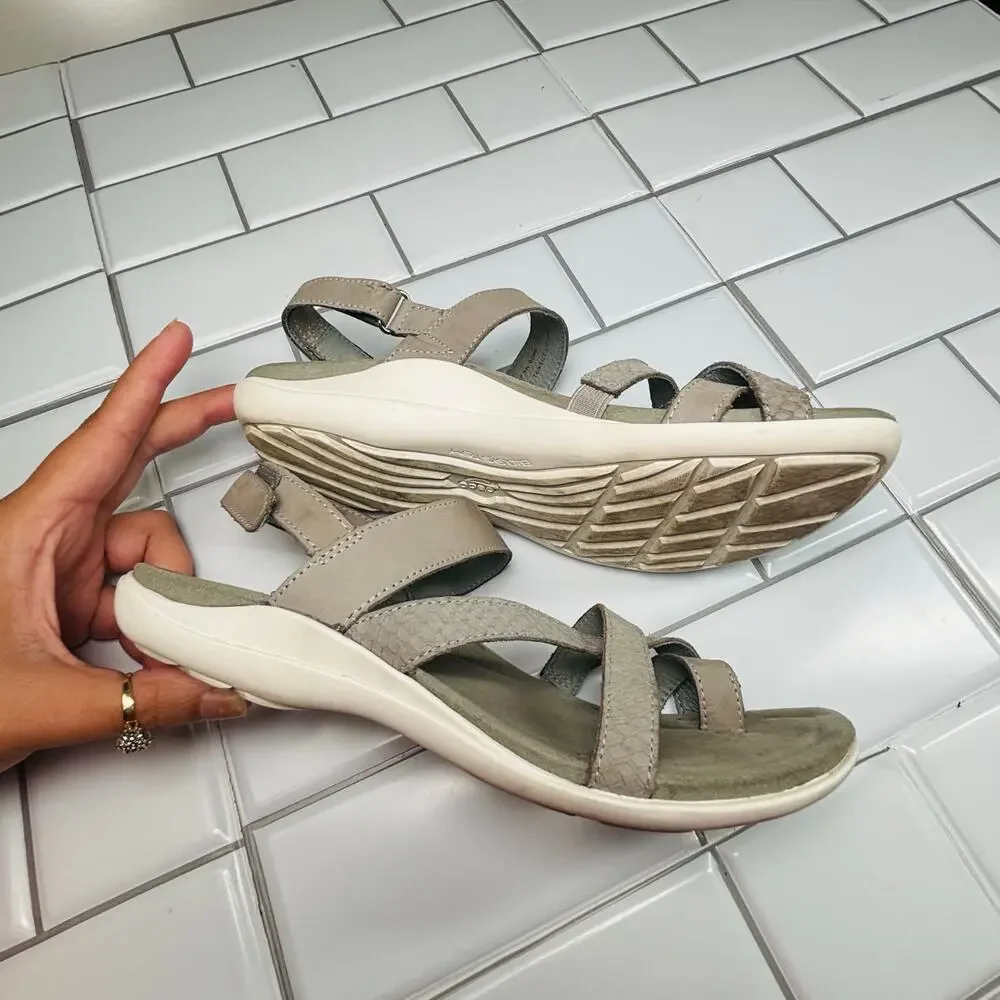 Abeo Barnett,‎ Grey Nubuck Embossed Reptile Leather-Upper Sandal-7.5N